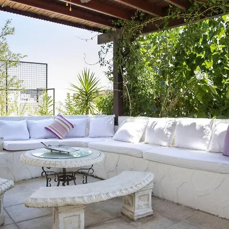 Hotel Comfortable Triplex 5 Min To The With Garden In Bodrum