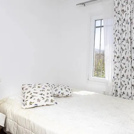 Comfortable Triplex 5 Min To The With Garden In ホテル ボドルム