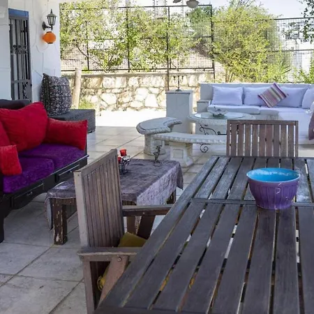 ホテル Comfortable Triplex 5 Min To The With Garden In
